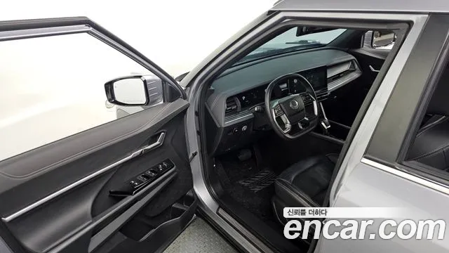 KG_Mobility_Ssangyong Torres Torres Битопливный 1.5 4WD — Фото автомобиля 10
