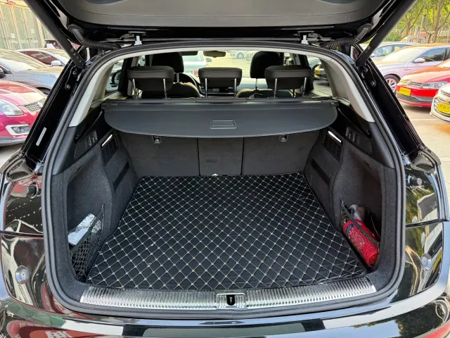 Audi Q5L — Фото автомобиля 7