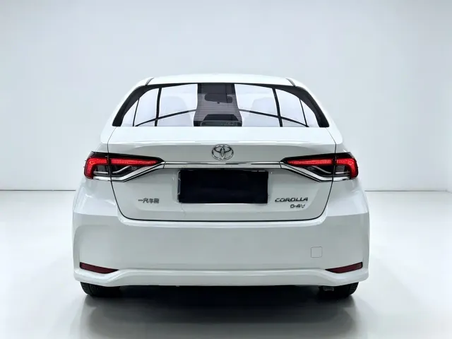 Toyota Corolla — Фото автомобиля 12