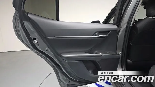 Toyota Camry XV70 — Фото автомобиля 25