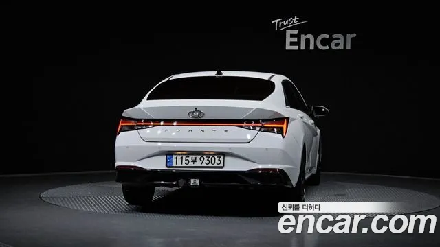Hyundai AVANTE Avante (CN7) — Фото автомобиля 4