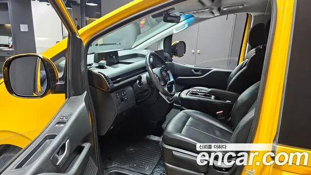 Hyundai Staria Staria L3.5 Школьный автобус — Фото автомобиля 10