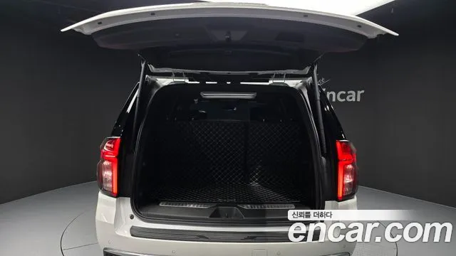 ChevroletGMDaewoo Tahoe Tahoe 6.2 Dark Knight 4WD — Фото автомобиля 18