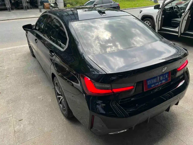 BMW 3 Series — Фото автомобиля 3