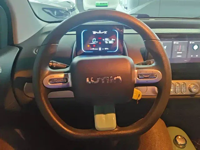 Changan Lumin — Фото автомобиля 15