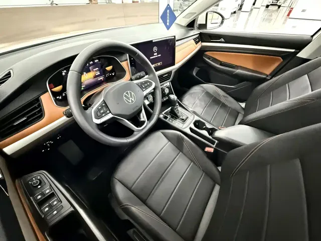 Volkswagen Bora — Фото автомобиля 5