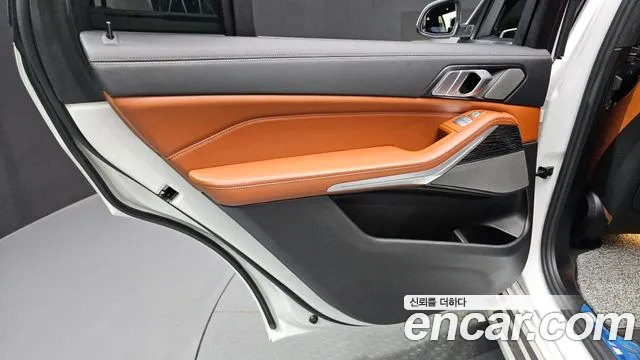 BMW X7 — Фото автомобиля 22