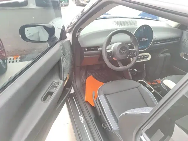 MINI Cooper — Фото автомобиля 15