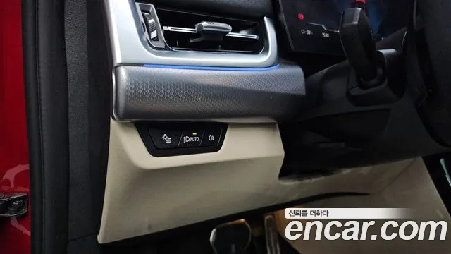 BMW iX2 — Фото автомобиля 30
