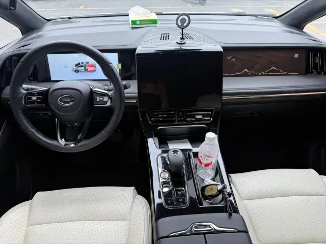 GAC Trumpchi M8 — Фото автомобиля 16