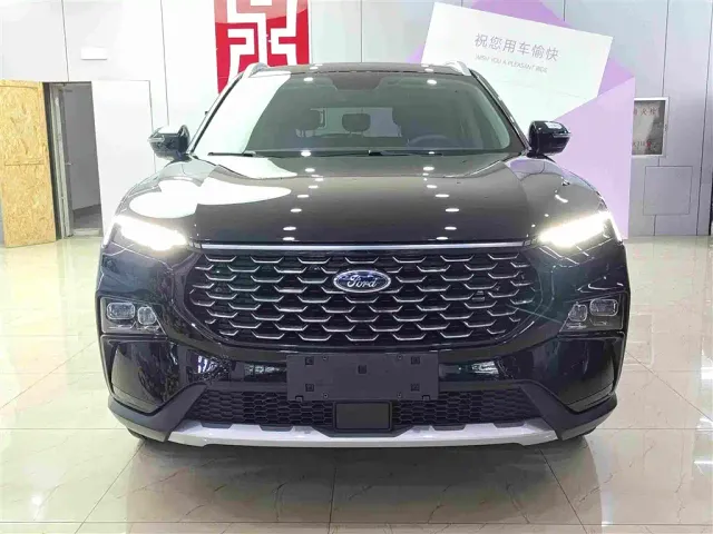 Ford Lingrui — Фото автомобиля 2