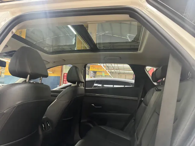 Hyundai Tucson — Фото автомобиля 10