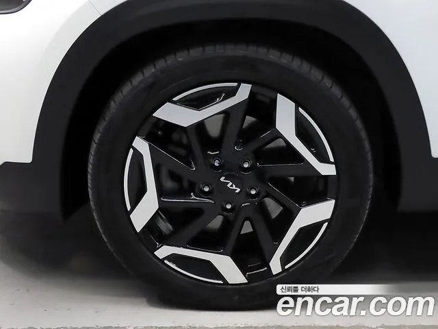 Kia Seltos Новый Seltos Бензин 1.6 турбо 2WD — Фото автомобиля 20