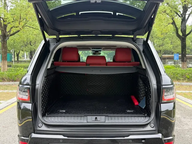 Land Rover Range Rover Sport — Фото автомобиля 20