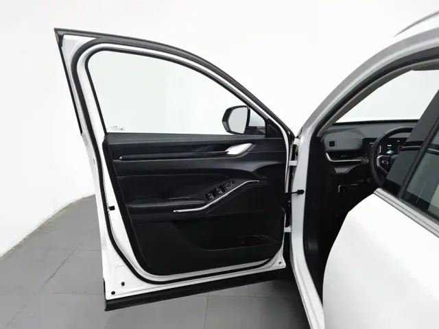 Haval H6 — Фото автомобиля 8