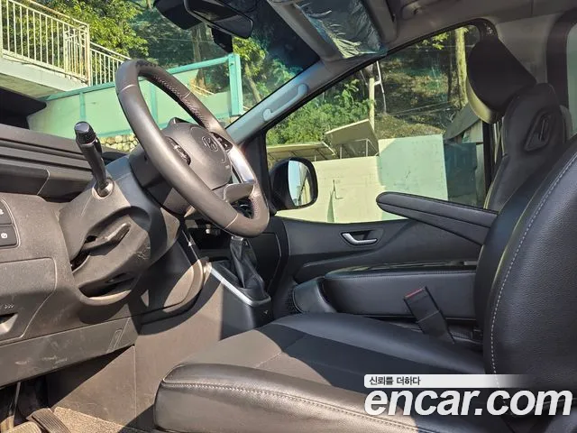 Hyundai Staria — Фото автомобиля 4