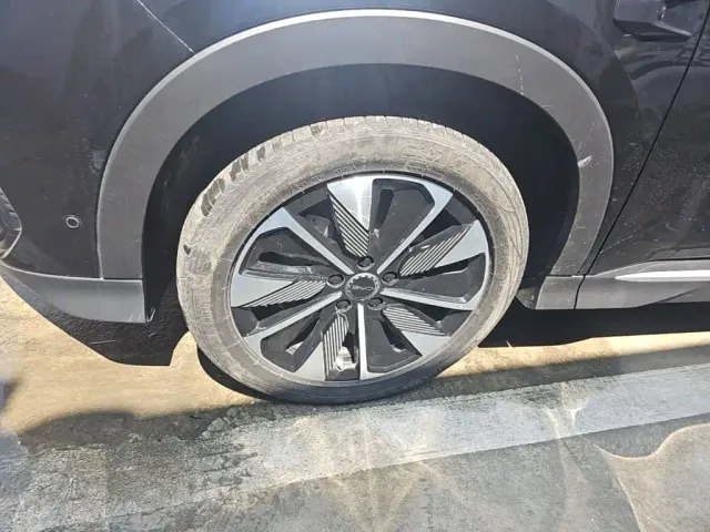 BYD Song PLUS — Фото автомобиля 22