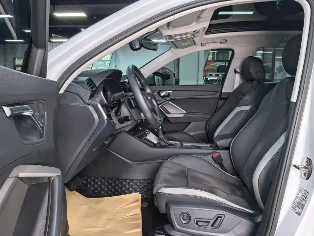 Audi Q3 — Фото автомобиля 9