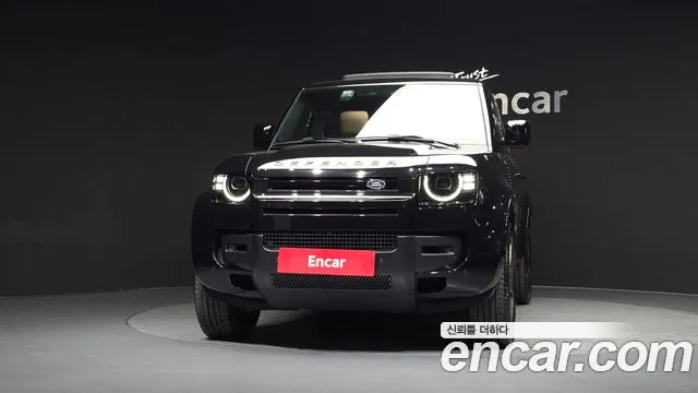 Land Rover Defender — Фото автомобиля 3