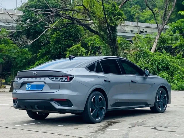 Ford Mondeo — Фото автомобиля 4