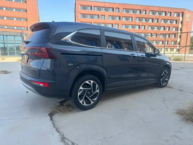 Hyundai Custo — Фото автомобиля 15