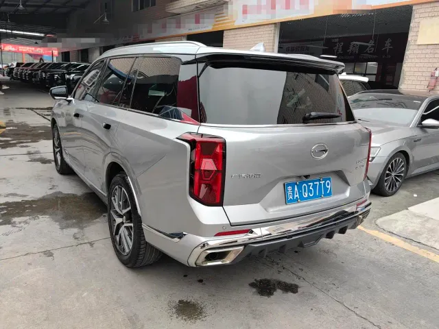 GAC Trumpchi GS8 — Фото автомобиля 14