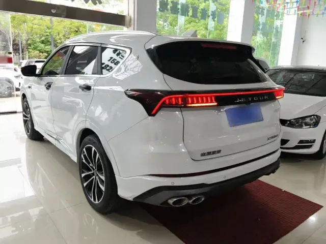 Jetour X70 Plus — Фото автомобиля 4