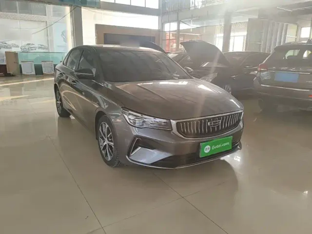 Geely Emgrand — Фото автомобиля 3