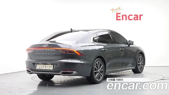 Hyundai Grandeur Новый Grandeur IG — Фото автомобиля 2
