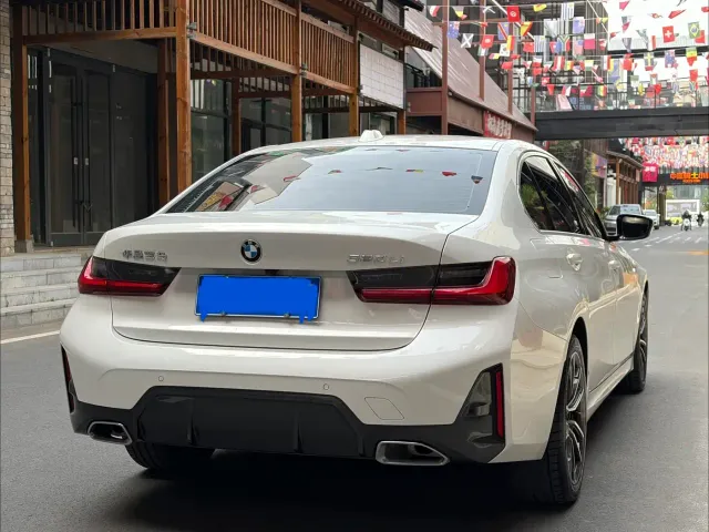 BMW 3 Series — Фото автомобиля 22