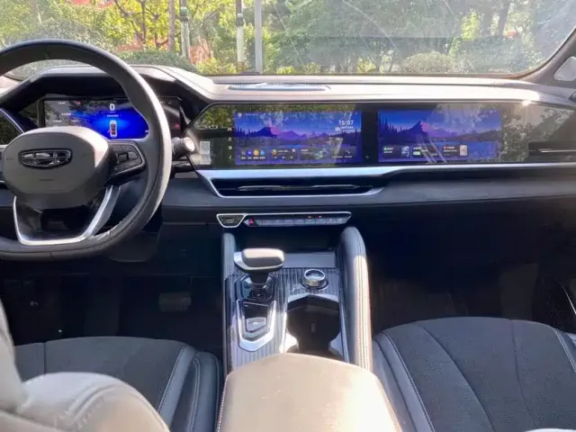 Geely Xingyue L — Фото автомобиля 9