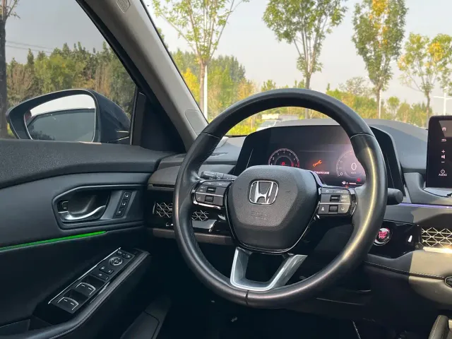 Honda Accord — Фото автомобиля 19