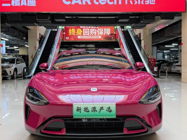 Xiaomi SU7 — Фото автомобиля 2