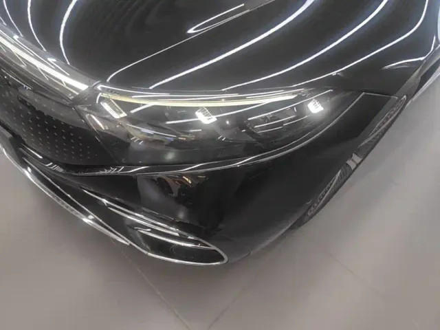 Mercedes-Benz EQS — Фото автомобиля 23