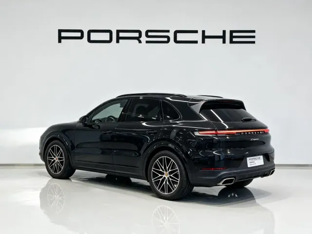 Porsche Cayenne — Фото автомобиля 4