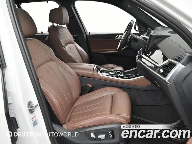 BMW X5 xDrive 40i M Sport — Фото автомобиля 10