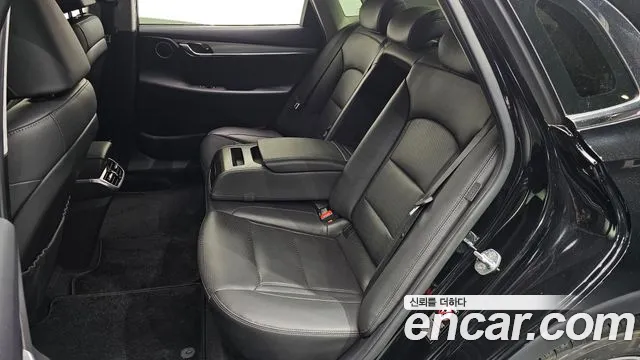 Hyundai Grandeur Premium — Фото автомобиля 11