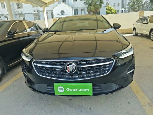 Buick Regal — Фото автомобиля 2