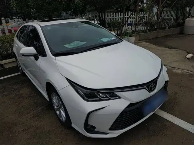 Toyota Corolla — Фото автомобиля 3