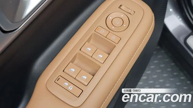 Hyundai Santa Fe MX5 — Фото автомобиля 28