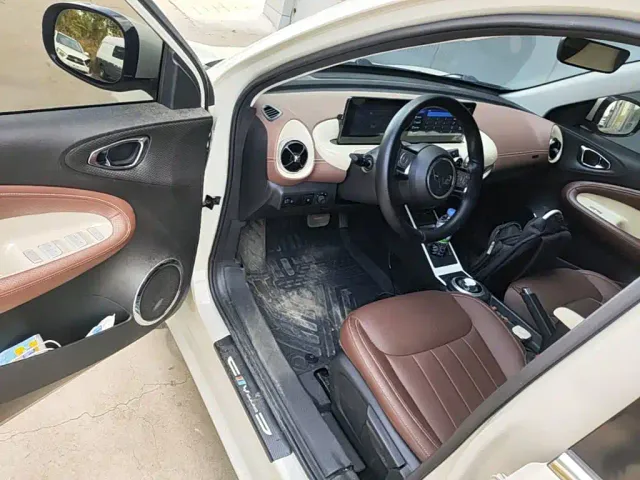 Wuling Bingo — Фото автомобиля 15