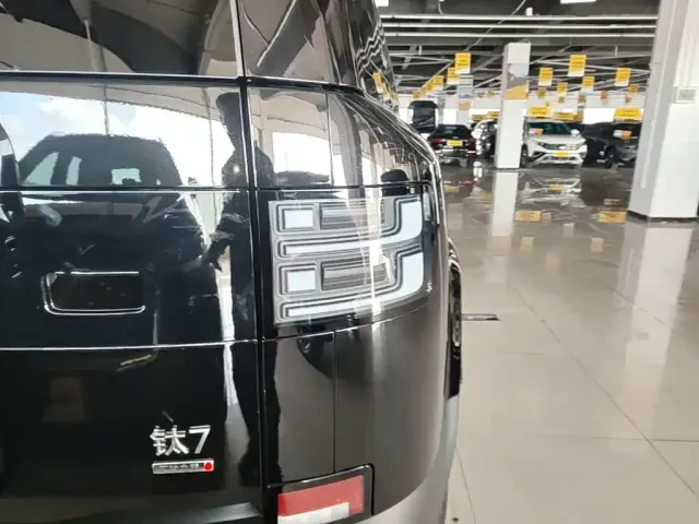 BYD FangChengBao Titanium 7 — Фото автомобиля 23