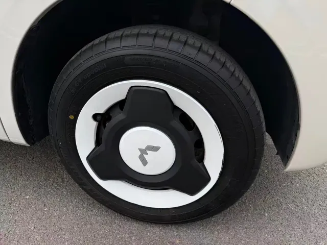 Wuling Hongguang Mini EV — Фото автомобиля 17