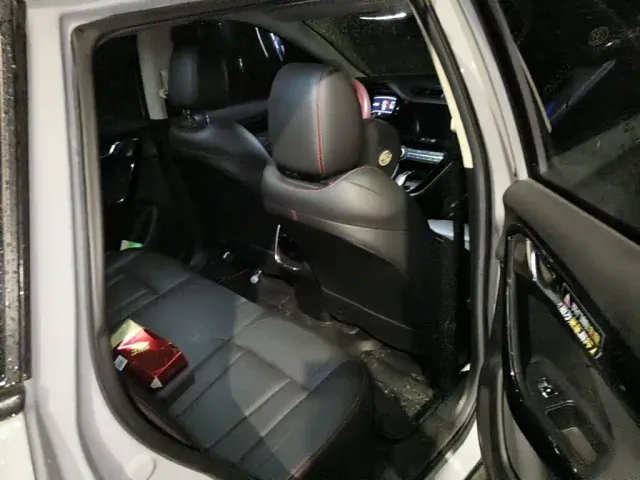 Dongfeng Fengshen AX7 — Фото автомобиля 11