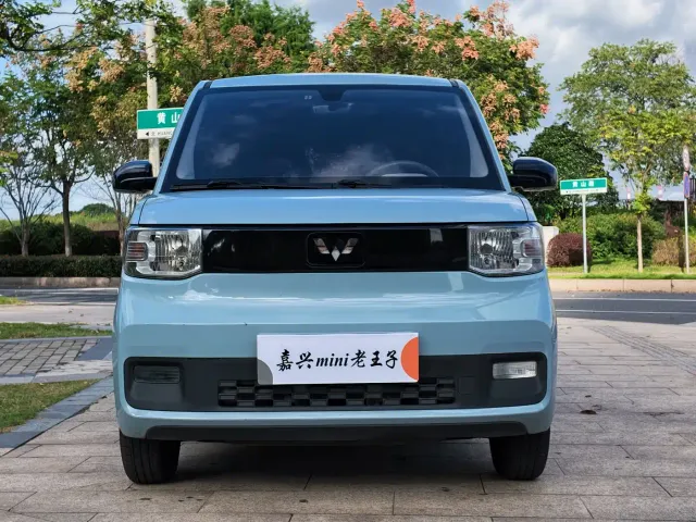 Wuling Hongguang Mini EV — Фото автомобиля 2