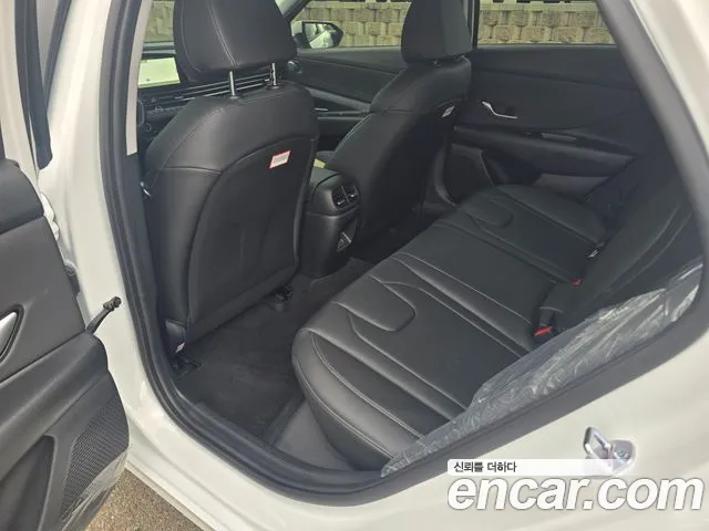 Hyundai Avante — Фото автомобиля 17
