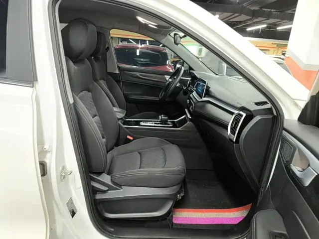 Kaiyi Xuanjie Pro EV — Фото автомобиля 24