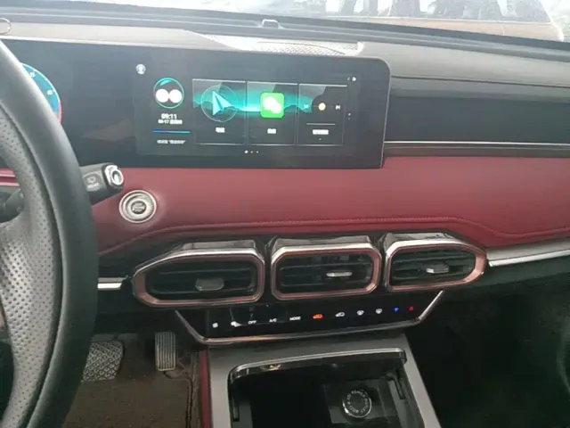 Jetour X70 Plus — Фото автомобиля 12