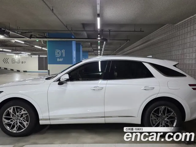Genesis GV70 — Фото автомобиля 3