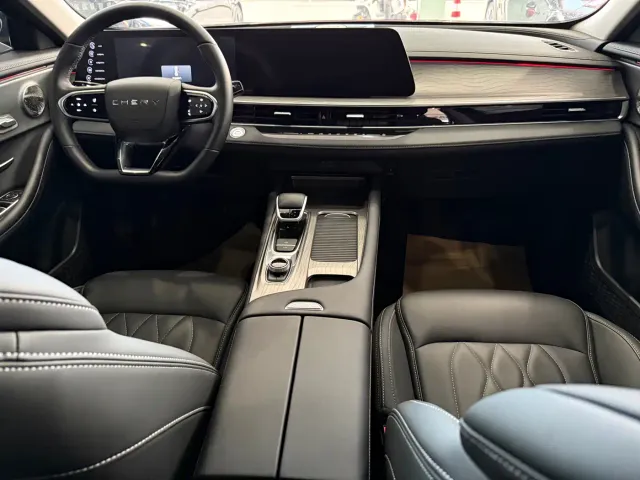 Chery Arrizo 8 — Фото автомобиля 4